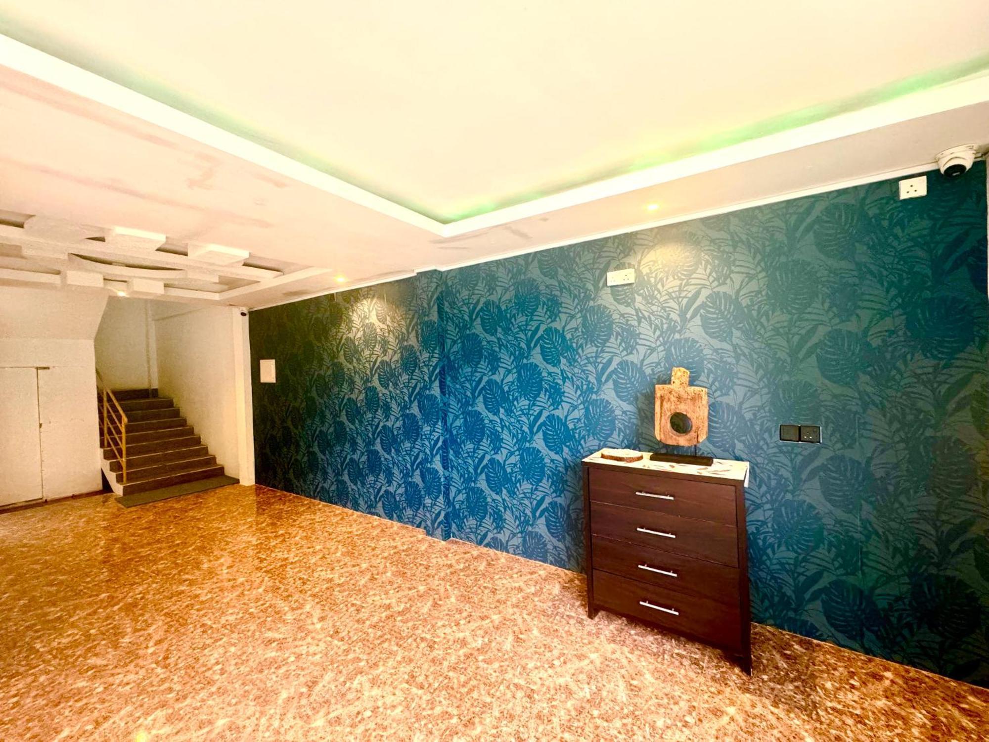 Sands Garden Hotel 图杜 外观 照片